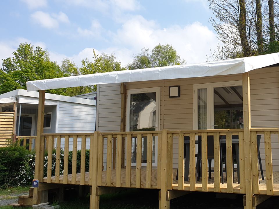 Camping des Vallées - Mobil home - Mobilhome 4 personnes - Mobil-Home CONFORT 28m² 2 chambres avec terrasse couverte
