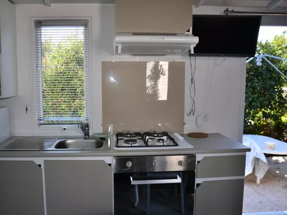 Parc Valrose - Mobil home - Mobilhome 4 personnes - 3 Pièces 4 Personnes Climatisé + TV