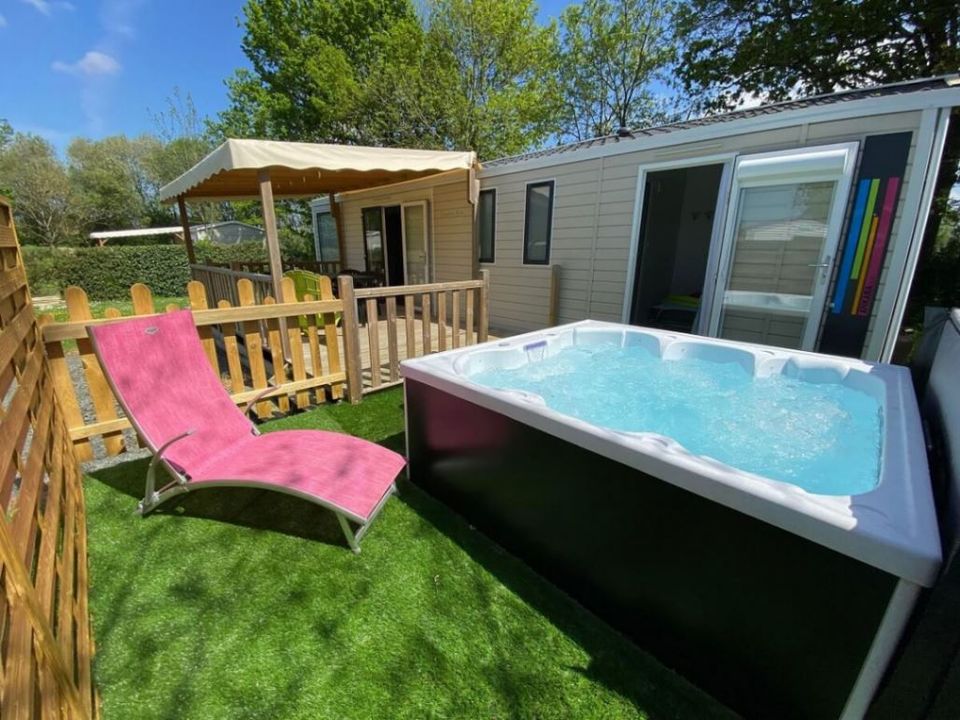 Camping de la Motte - Mobil home - Mobilhome 6 personnes - M.HOME LUXE SPA 2CH 40M2