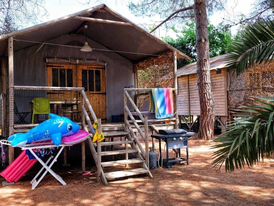 Ras L'Bol - Tente meublée - Tente en toile et en bois 5 personnes - Palmier