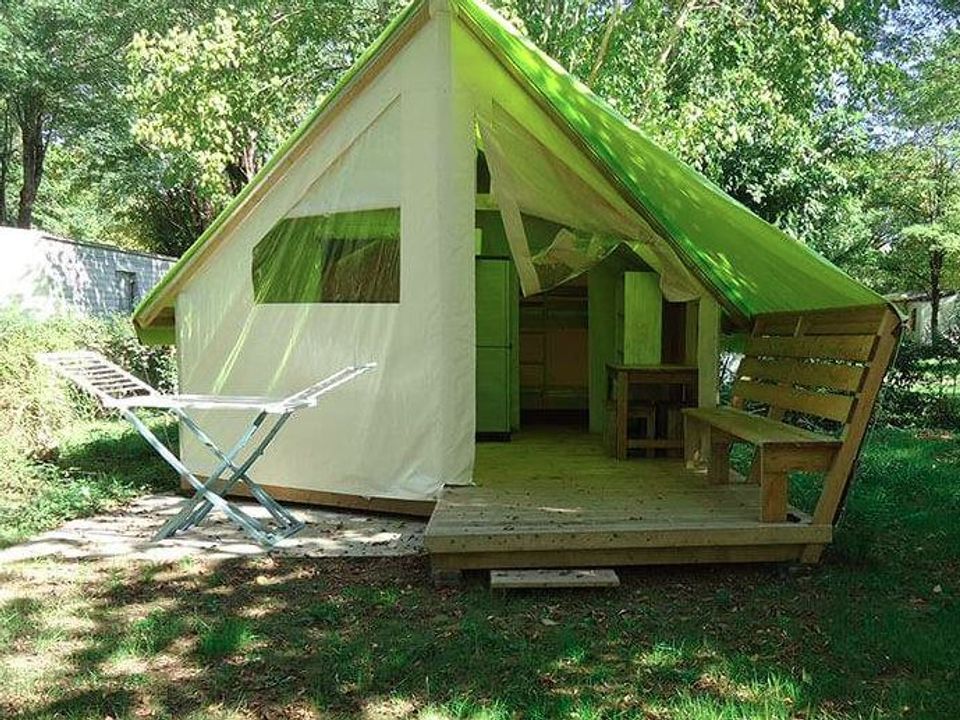 Le Rocher de la Granelle - Tente meublée - Tente 4 personnes - Junior - Sans sanitaires