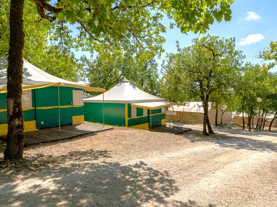Les Reflets du Quercy - Tente meublée - Tente 5 personnes - Tente Nature - 2 chambres