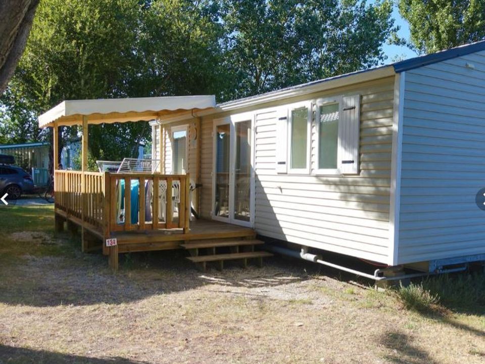 Les Pins - Mobil home - Mobilhome 4 personnes - Classique 2 Chambres terrasse couverte