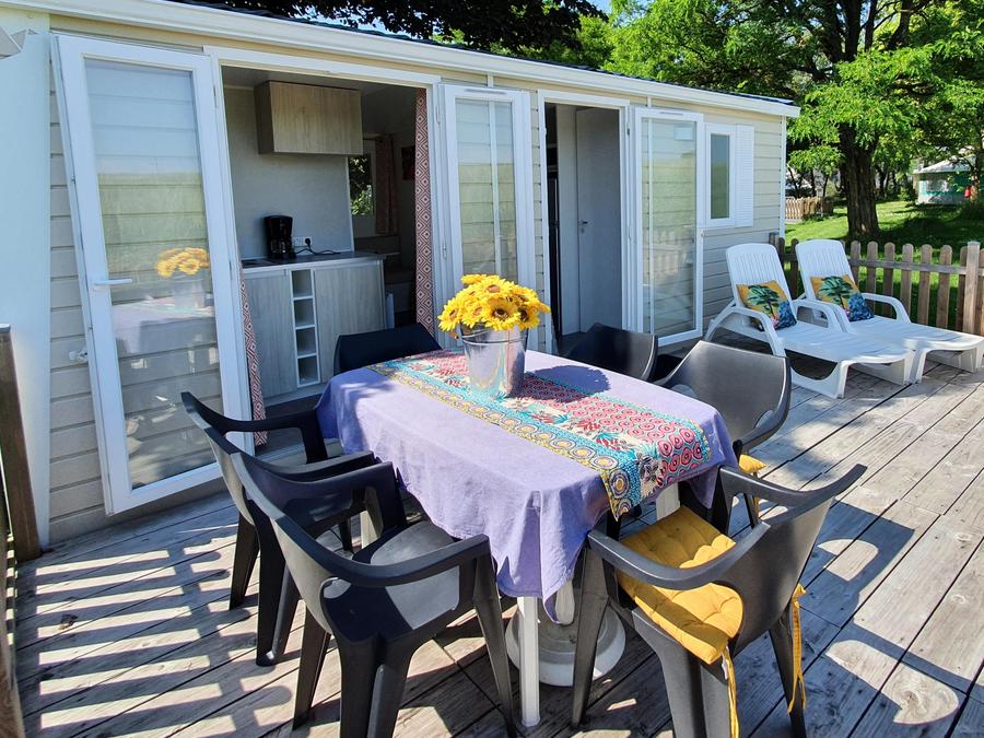 Les Tournesols - Mobil home - Mobilhome 4 personnes - Mobilhome Evolution 45m² (24m²+21m² de terrasse)- 2 chambres 4 pers