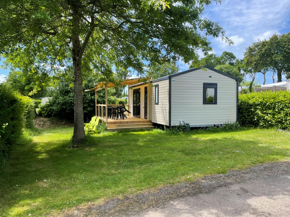 Le Domaine du Pendruc - Mobil home - Mobilhome 6 personnes - CORNOUAILLE Confort 35m² - 3 chambres / Terrasse couverte + TV