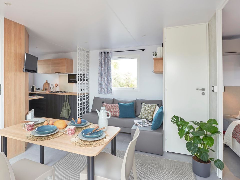Le Panoramic - Mobil home - Mobilhome 4 personnes - MOBIL-HOME SAVANAH 30M² avec terrasse semi couverte