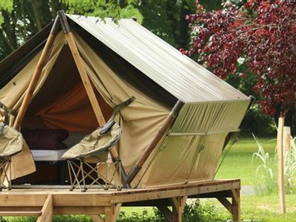 Val Vert en Berry - Tente meublée - Tente 2 personnes - Moorea, sans sanitaires