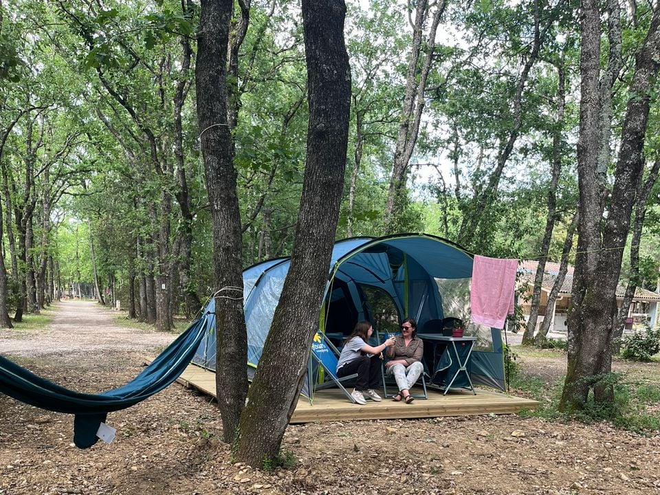 Les Truffières - Tente meublée - Tente 4 personnes - Tente Prêt à Camper