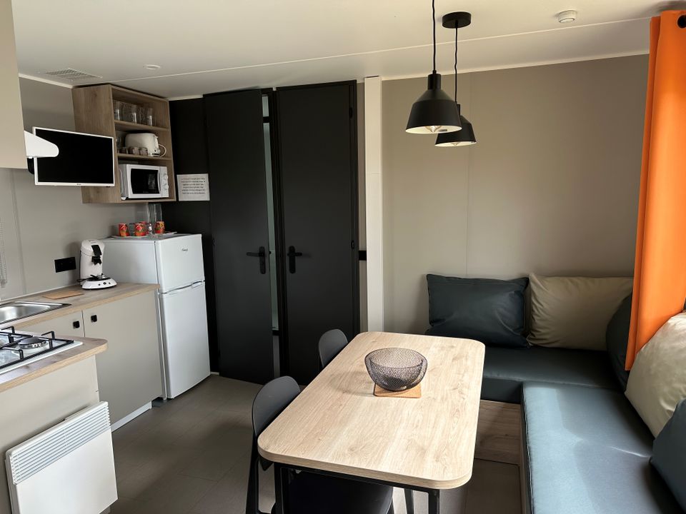 Le Petit Pont - Mobil home - Mobilhome 5 personnes - LOGGIA 2- Mobile-home 25m² + Terrasse bois couverte 9m²