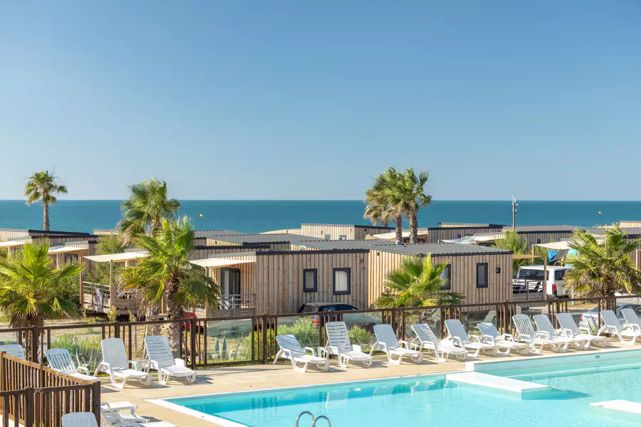 On a repéré ce bon plan : cap sur Palavas-les-Flots pour 8 jours en chalet au bord de mer, à partir de 95 euros !  -  visuel 1/2