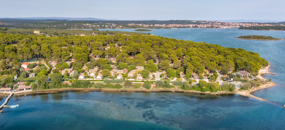 Et si vous découvriez le glamping en Croatie les pieds dans l’eau ?  -  visuel 1/1