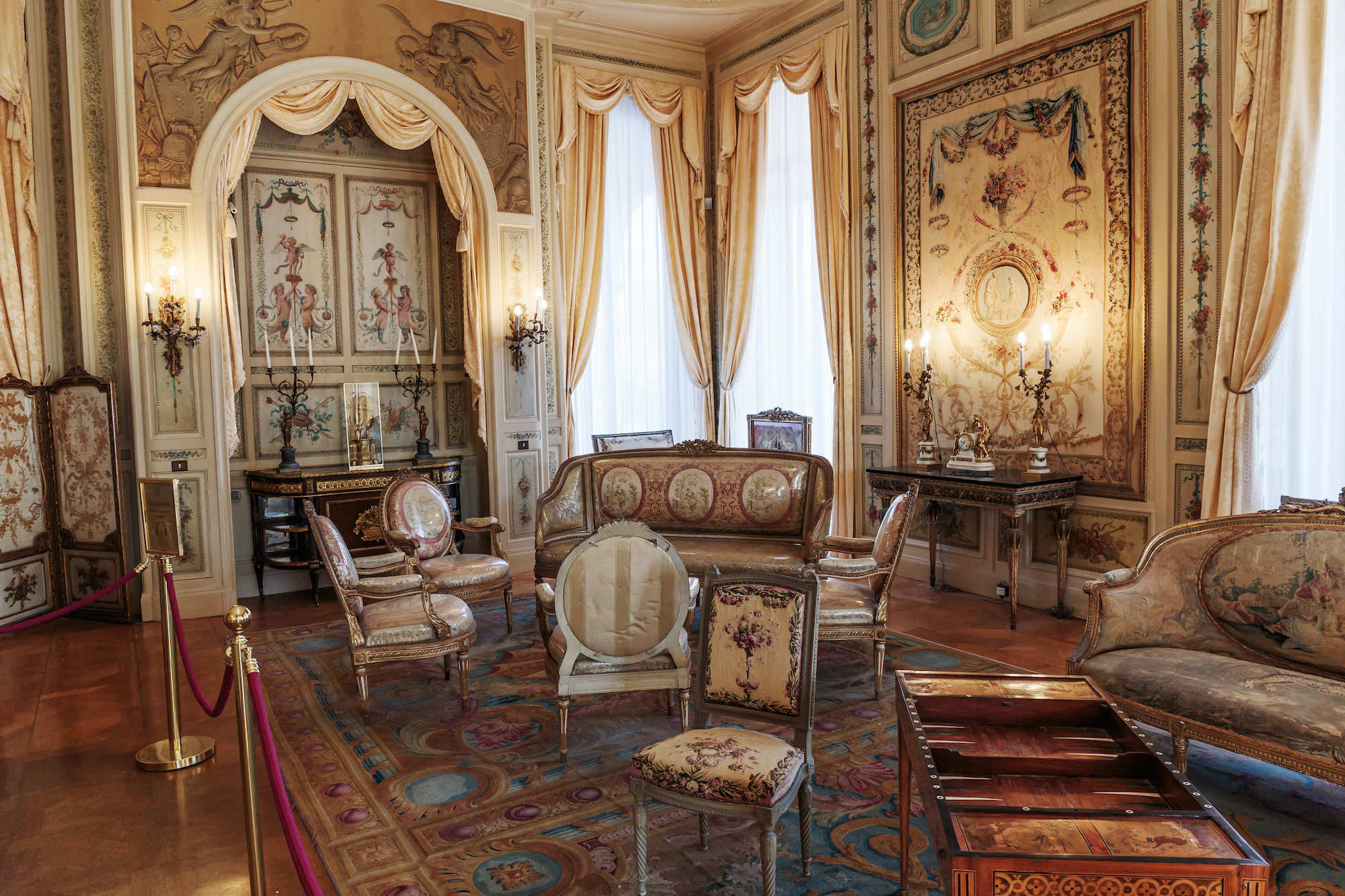 Ce palais de la Côte d'Azur qui ferait rougir Versailles  -  visuel 1/1