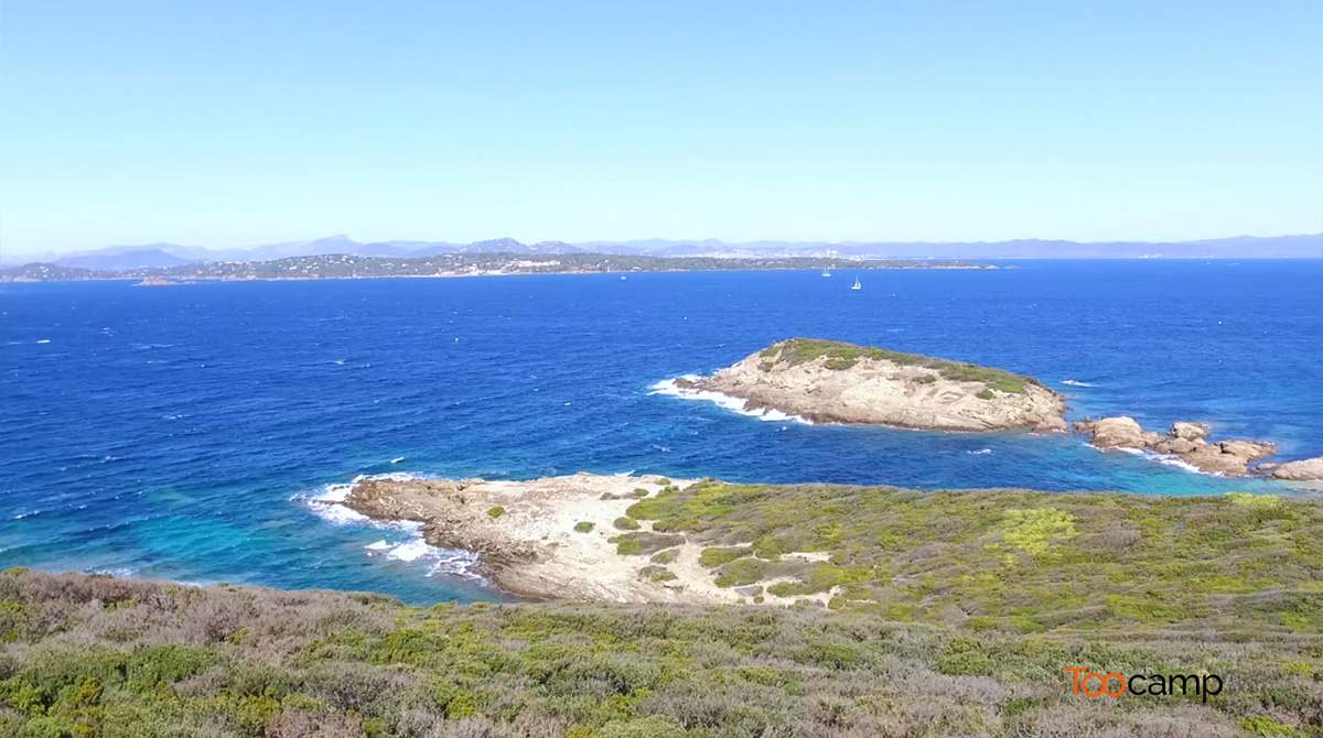 Porquerolles autrement : l'évasion insulaire au cœur de la Méditerranée  -  visuel 1/1