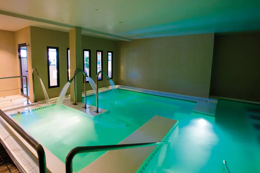 Découvrez le plus grand Camping de France. Il est vraiment incroyable  -  visuel 1/2