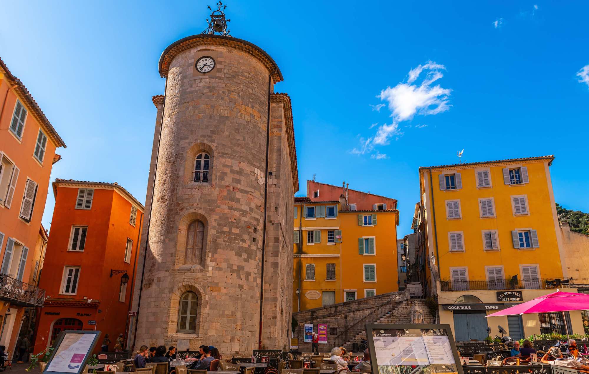 Cette petite ville de Méditerranée où il fait beau tout l'hiver (et qui vit toute l'année !)  -  visuel 1/1