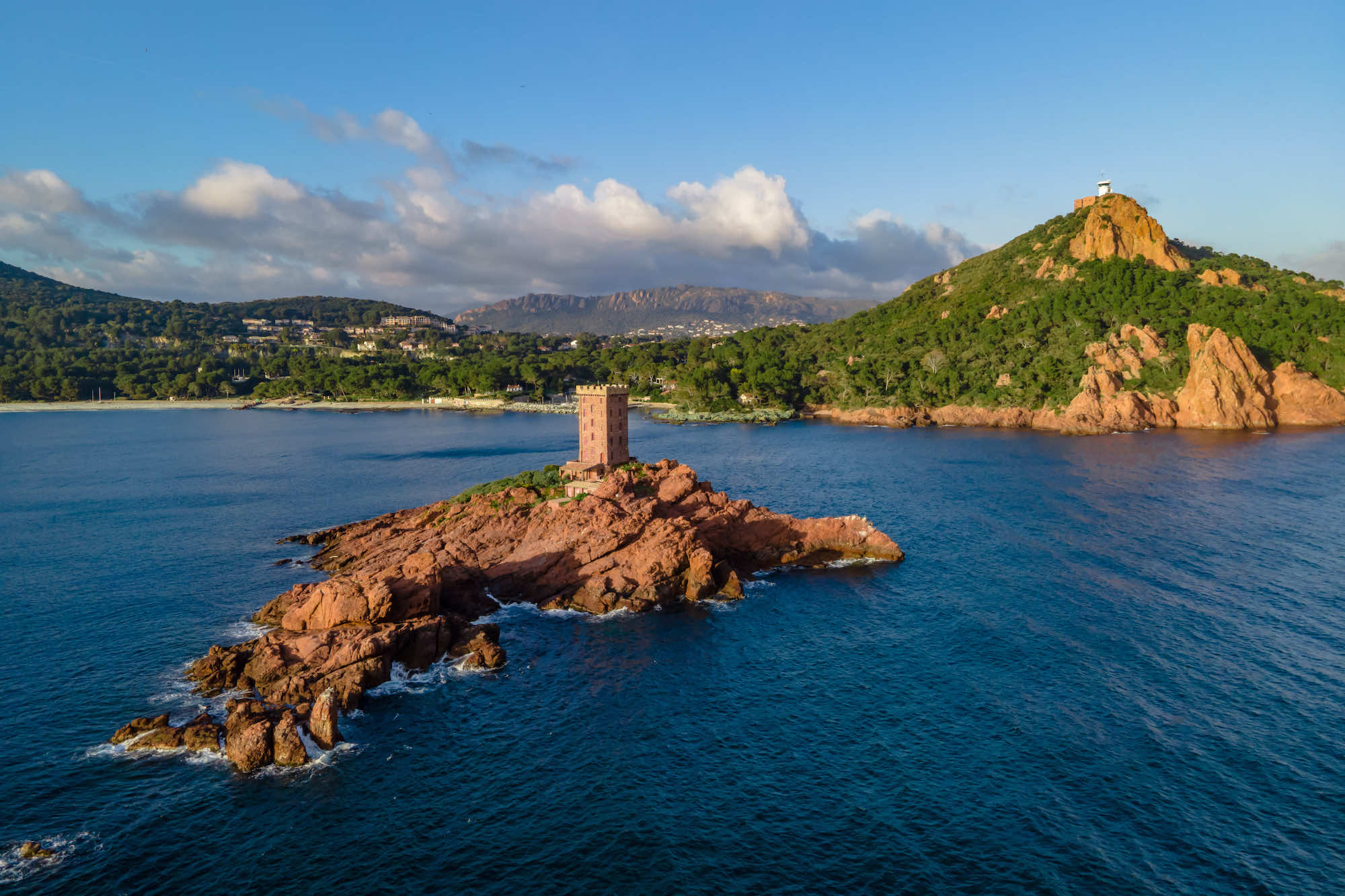 Ces îles cachées de Méditerranée qui échappent encore au tourisme de masse  -  visuel 1/1