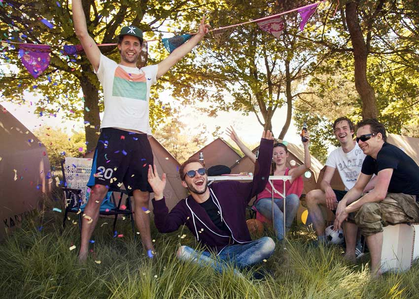 La tente en carton, recyclée et écolo  -  visuel 2/2