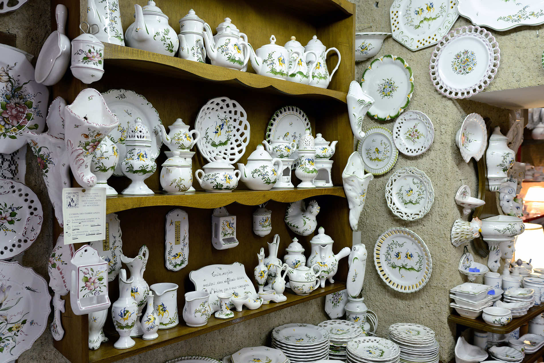 Moustiers-Sainte-Marie, l'étoile du Verdon à découvrir absolument  -  visuel 1/1