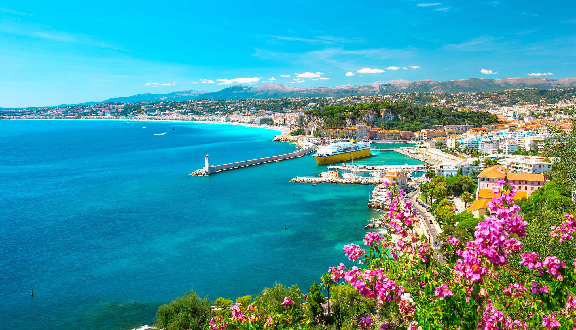 Ce village perché isolé offre la plus belle vue de la Côte d'Azur  -  visuel 1/1