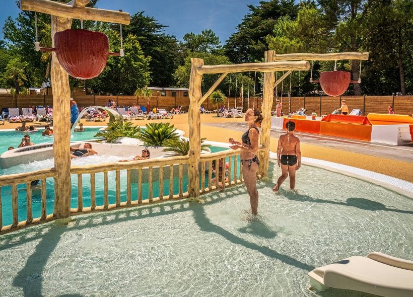 Séjour en Vendée en camping 4* à Saint-Hilaire-de-Riez  -  visuel 1/2