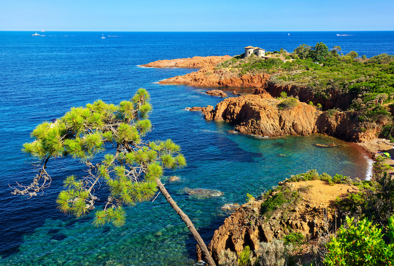 Le Mag Camping - La plage d'Agay et la Calanques des Anglais