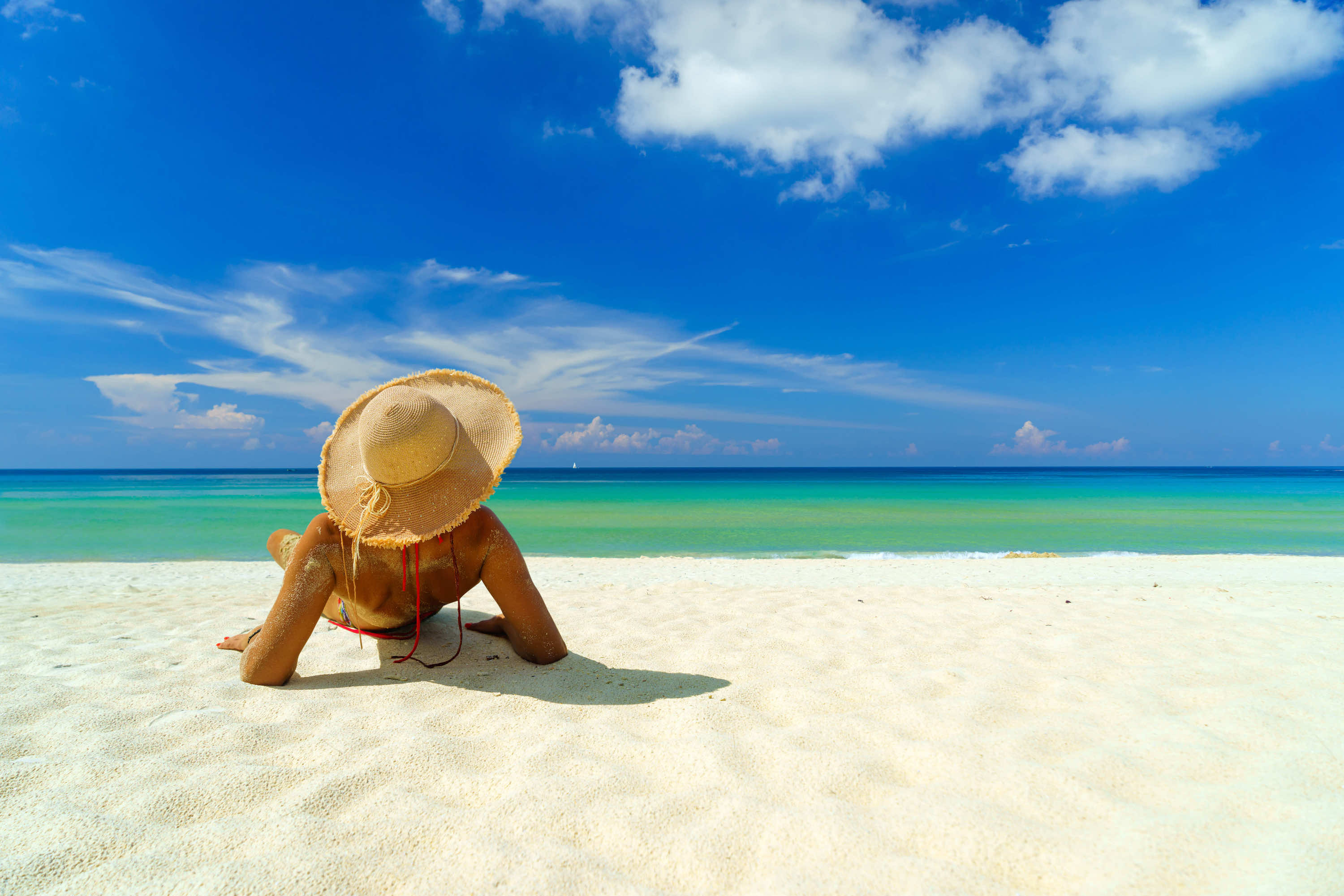 Bronzer sans la marque du maillot ? Oui, c'est possible !  -  visuel 1/1