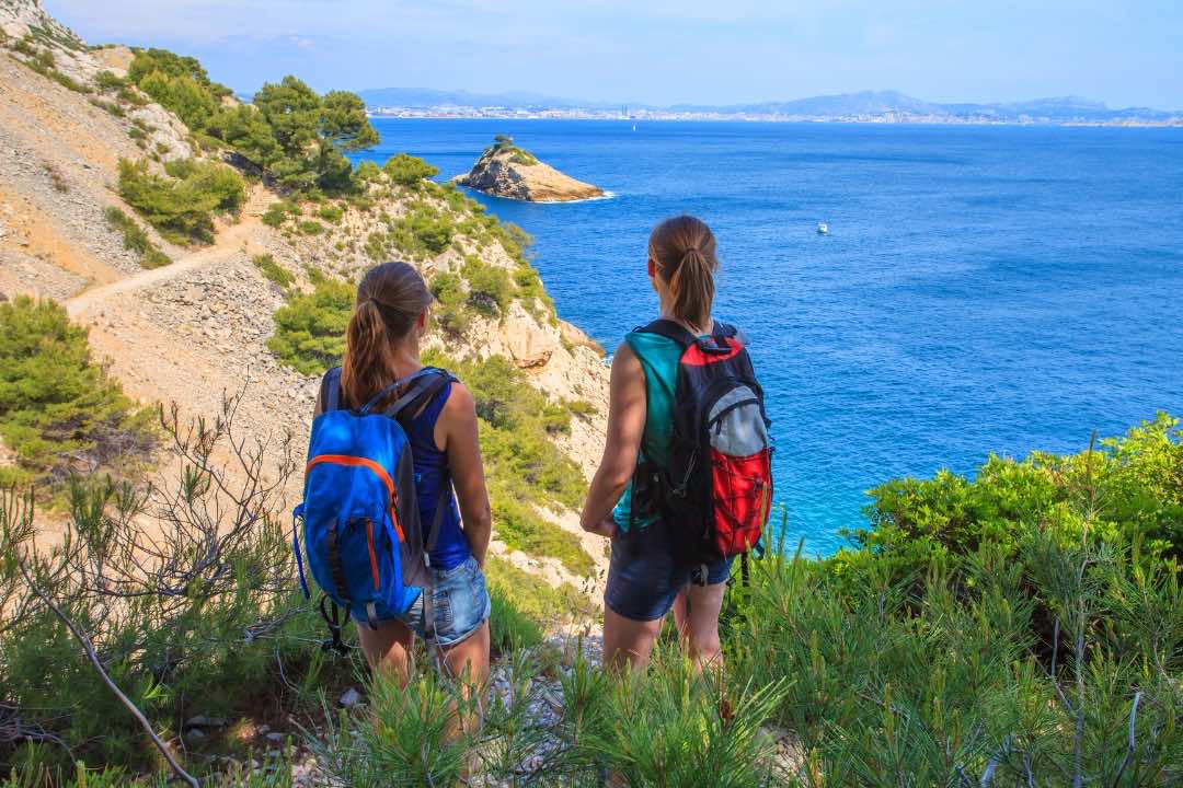 Un camping tout neuf au cœur d’une calanque ouvre cette année, réservez vite vos vacances 2025 !  -  visuel 1/1