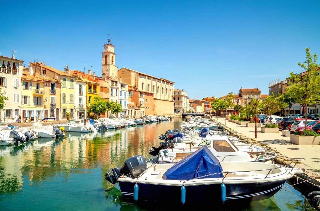 Un camping tout neuf au cœur d’une calanque ouvre cette année, réservez vite vos vacances 2025 !  -  visuel 1/2