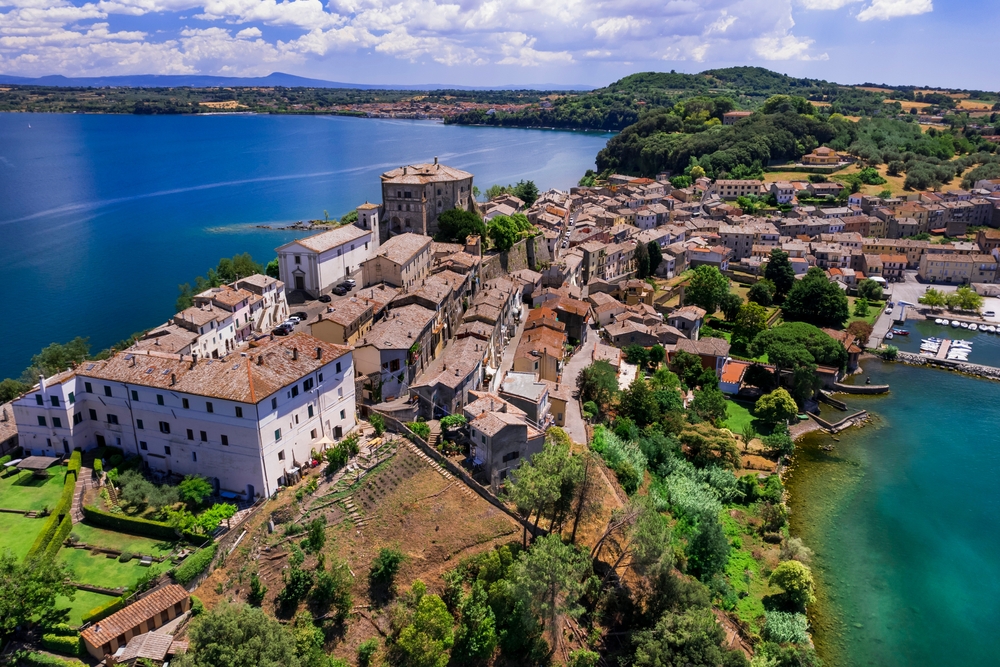 Le Mag Camping - Que voir, que faire autour du Lac de Bolsena en Italie ?