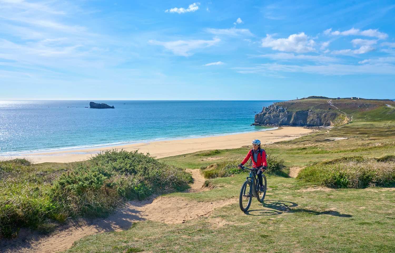 Le Mag Camping - Vacances à vélo sur la Côte Atlantique : notre sélection 2026 des campings nature au bord des pistes cyclables