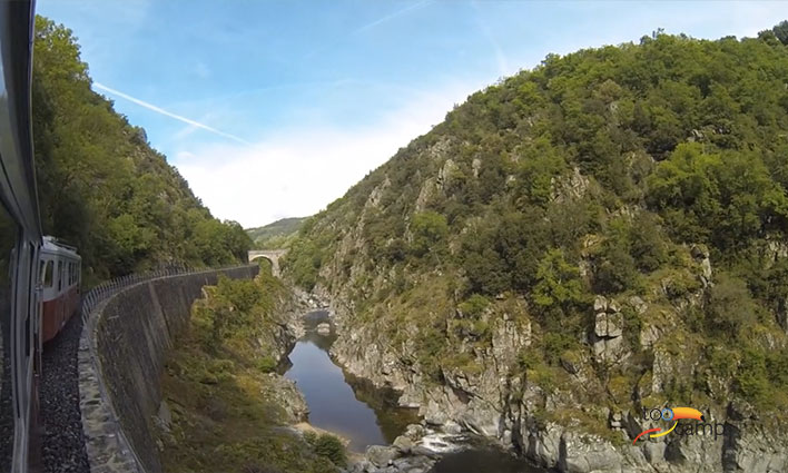 Vivez une expérience insolite en Ardèche avec la randonnée vélorail des Gorges du Doux  -  visuel 1/1