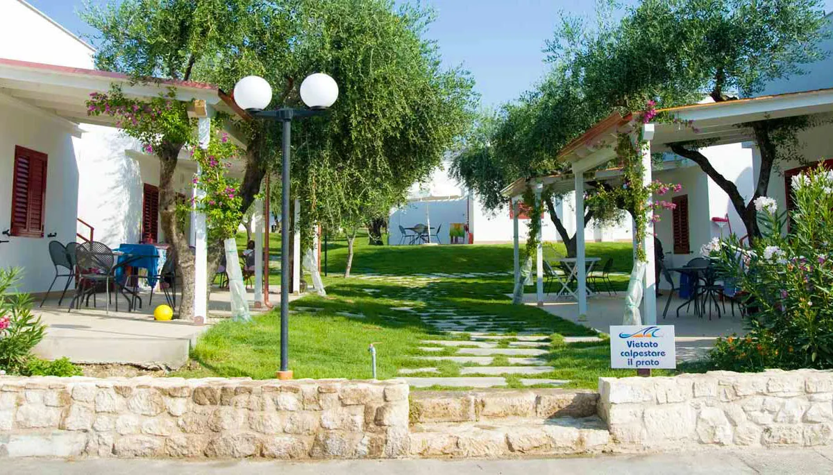 Camping Baia del Monaco Pouilles - Monte Sant'Angelo visuel 6/12
