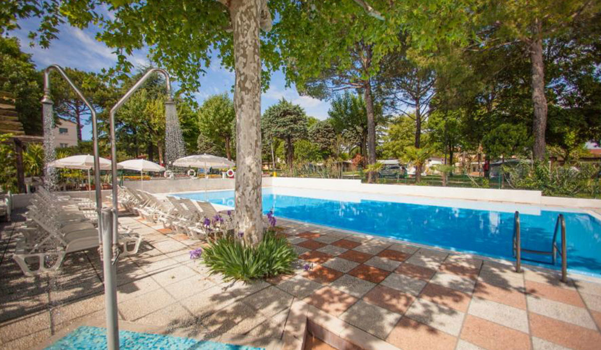 Bergamini Vénétie - Peschiera del Garda visuel 1/5 Bergamini Vénétie - Peschiera del Garda visuel 1/5