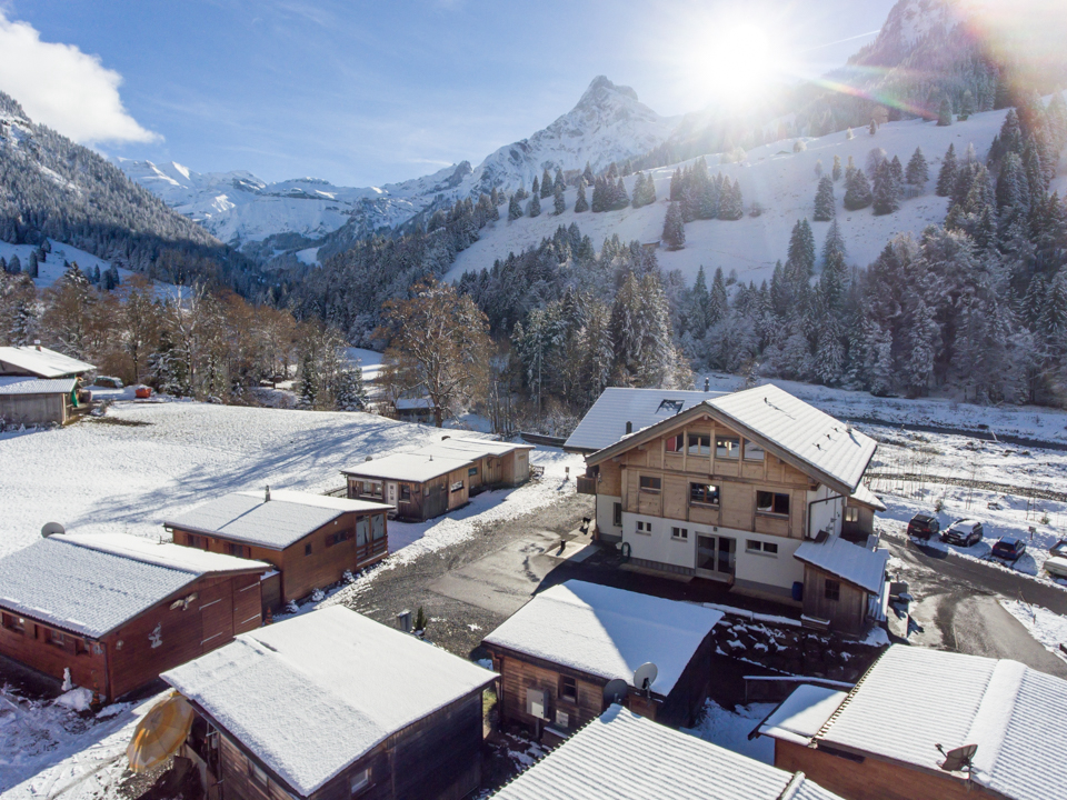 Camping Blüemlisalp Espace Mittelland - Kiental visuel 2/3 Camping Blüemlisalp Espace Mittelland - Kiental visuel 2/3