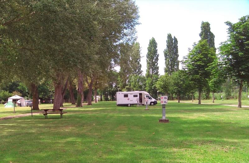 Camping Intercommumal De La Prairie Basse-Normandie - Le Mêle-sur-Sarthe visuel 2/2