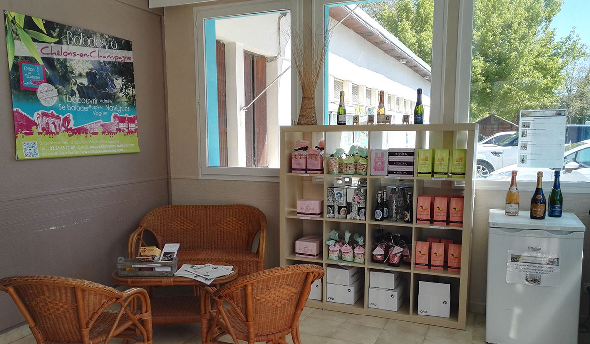 Camping de Châlons en Champagne Champagne-Ardennes - Châlons-en-Champagne visuel 2/7 Camping de Châlons en Champagne Champagne-Ardennes - Châlons-en-Champagne visuel 2/7