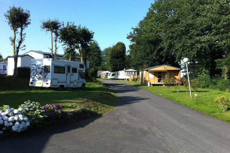 Camping du Lyvet Bretagne - Saint-Samson-sur-Rance visuel 1/3 Camping du Lyvet Bretagne - Saint-Samson-sur-Rance visuel 1/3