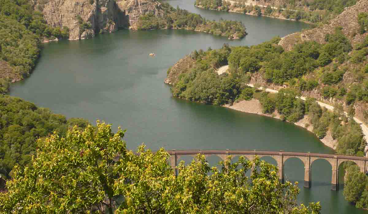 Camping du lac Languedoc-Roussillon - Villefort visuel 7/12 Camping du lac Languedoc-Roussillon - Villefort visuel 7/12