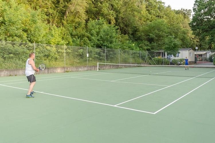 Château de Boisson Languedoc-Roussillon - Allegre les Fumades visuel 11/13 Château de Boisson Languedoc-Roussillon - Allegre les Fumades visuel 11/13