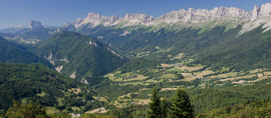 Domaine Nuits de Cimes Rhône-Alpes - Château-Bernard visuel 3/4 Domaine Nuits de Cimes Rhône-Alpes - Château-Bernard visuel 3/4