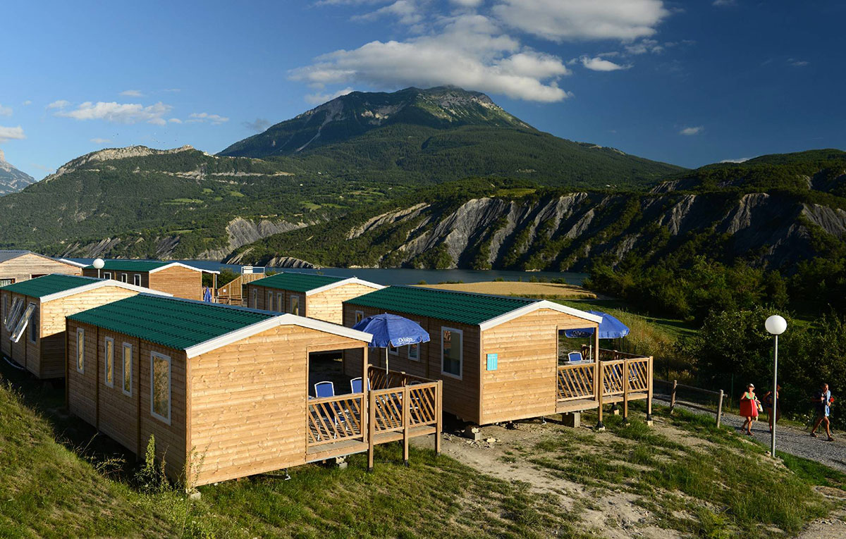 Domaine Résidentiel de plein air Les Berges du Lac Provence-Alpes-Côte d'Azur - Le Lauzet-Ubaye visuel 15/19 Domaine Résidentiel de plein air Les Berges du Lac Provence-Alpes-Côte d'Azur - Le Lauzet-Ubaye visuel 15/19