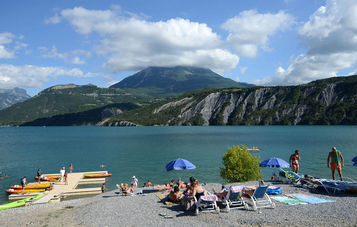 Domaine Résidentiel de plein air Les Berges du Lac Provence-Alpes-Côte d'Azur - Le Lauzet-Ubaye visuel 17/19 Domaine Résidentiel de plein air Les Berges du Lac Provence-Alpes-Côte d'Azur - Le Lauzet-Ubaye visuel 17/19
