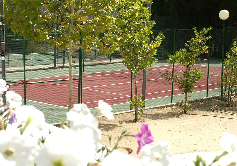 El Canto La Gallina Madrid - Valdemaqueda visuel 3/4 El Canto La Gallina Madrid - Valdemaqueda visuel 3/4