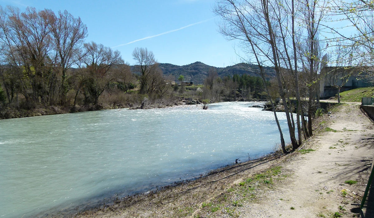 Fuente de Regrustan Aragon - Graus visuel 2/3 Fuente de Regrustan Aragon - Graus visuel 2/3