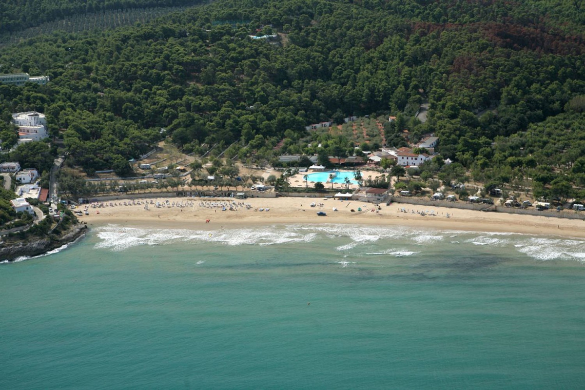 Internazionale Manacore Pouilles - Peschici visuel 2/5 Internazionale Manacore Pouilles - Peschici visuel 2/5