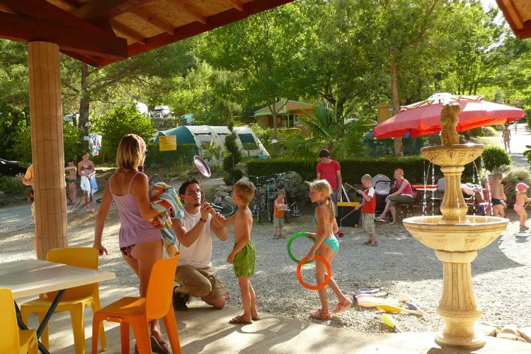 Camping Iserand Rhône-Alpes - Vion visuel 10/12