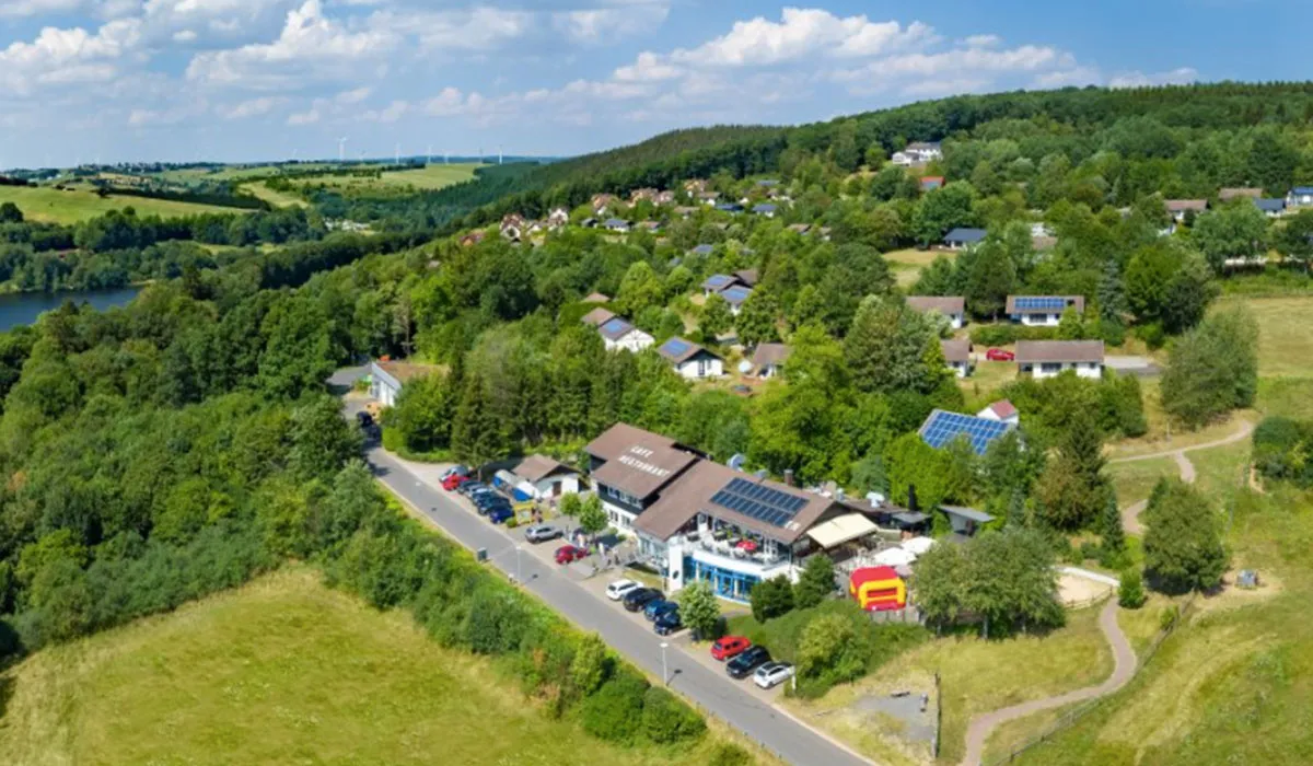 Camping Eifelpark Kronenburger See Rhénanie-du-Nord-Westphalie - dahlem visuel 4/5