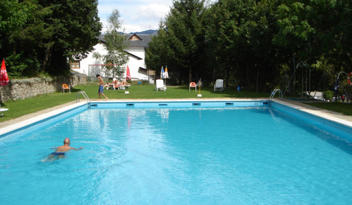 La Mola Catalogne - Espot visuel 1/3 La Mola Catalogne - Espot visuel 1/3