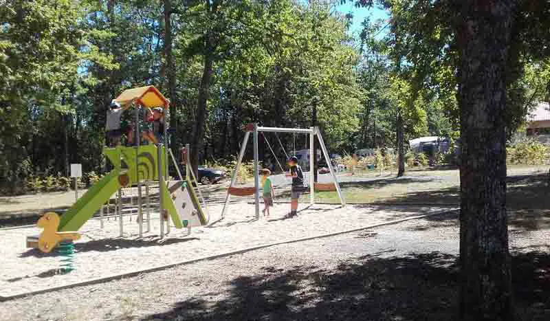 Camping Lac de Gurson Aquitaine - Carsac-de-Gurson visuel 3/5