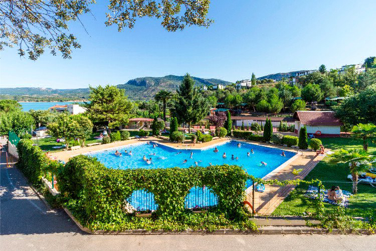 Lago Barasona Aragon - La Puebla de Castro visuel 1/8 Lago Barasona Aragon - La Puebla de Castro visuel 1/8